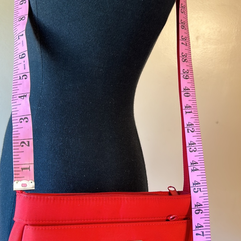 Amanda Smith Small Red Nylon Multi-pocket Crossbody Bag - Picture 12 of 12